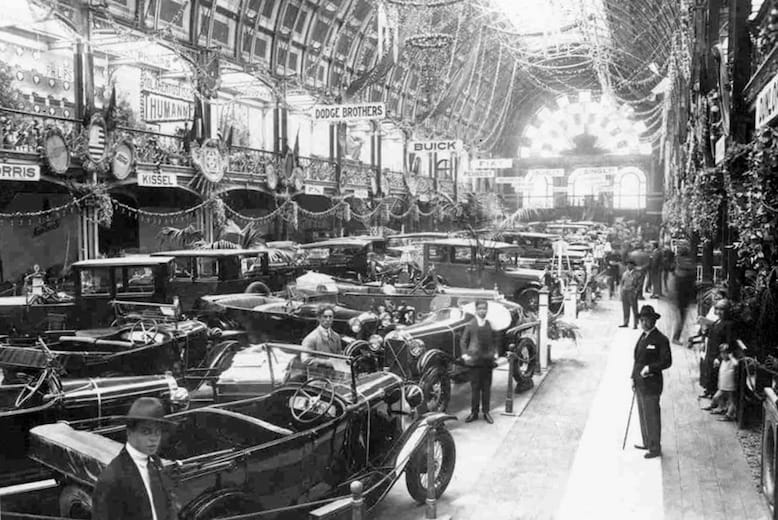 automobiles saloon crystal palace porto